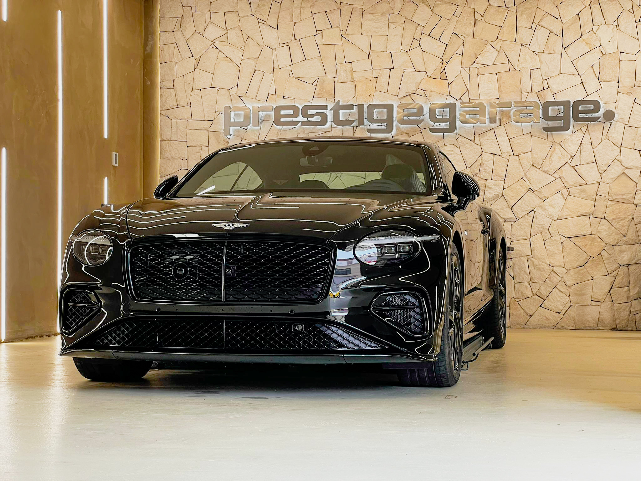 Paint Protection Film (PPF): La diferencia entre una instalación estándar y el acabado «invisible»